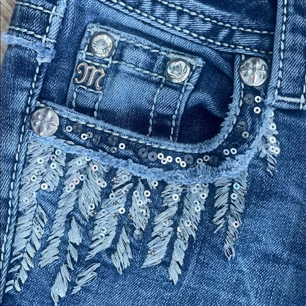 Miss ME Jeans in Classic Blue WITH DIAMONDS ON Pockets 💎 also has sequins too